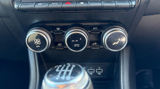 Renault Captur 1.3 TCE 130 Iconic 5dr Petrol Hatchback